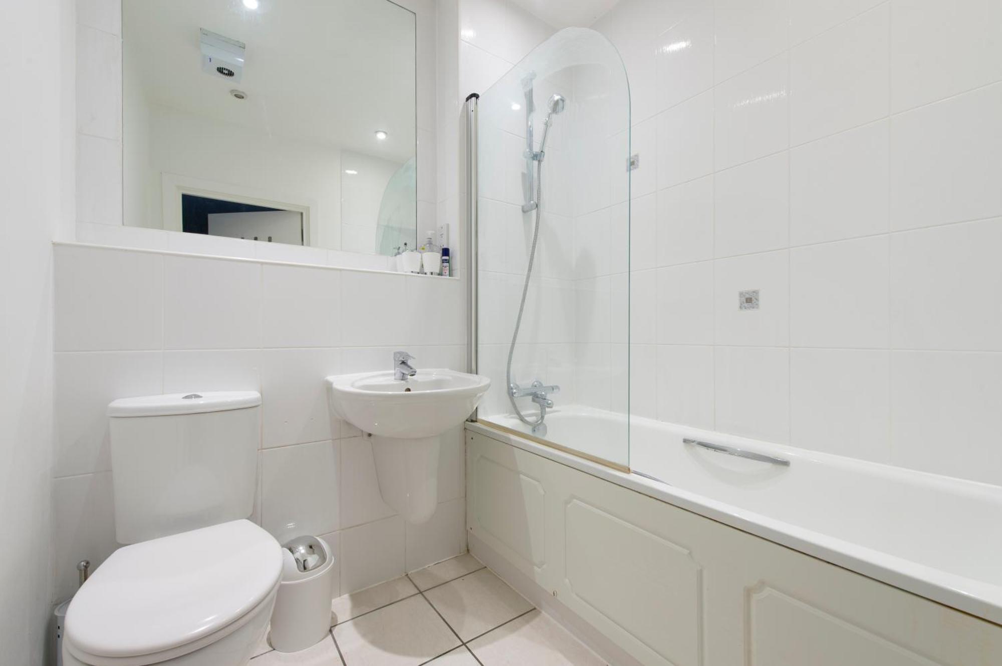Modern Luxury Apartment By Bow Road Station Londyn Zewnętrze zdjęcie